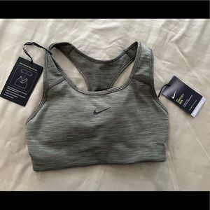 NWT NIKE Swoosh Bra